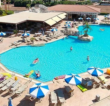 Апарт-отель Makronisos Village 3*
